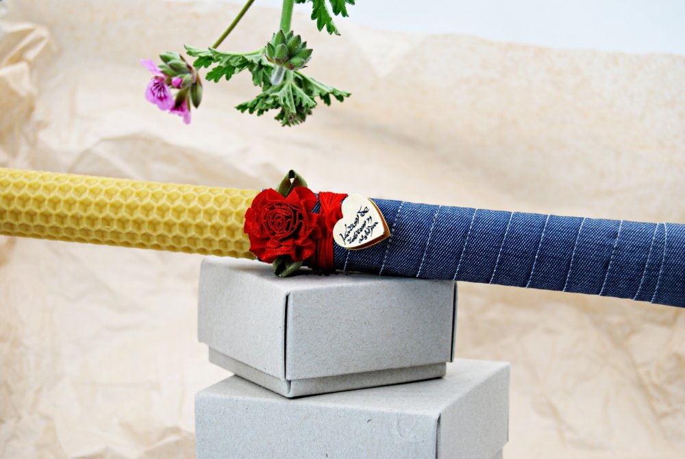 ΒΡΑΧΙΟΛΙ <span>Καρδιά σε μελισσοκέρι</span>