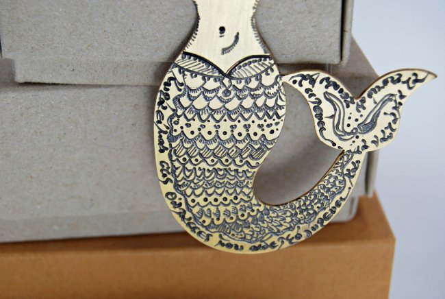 ORNAMENT <span>Alexander the Great's Sister</span>