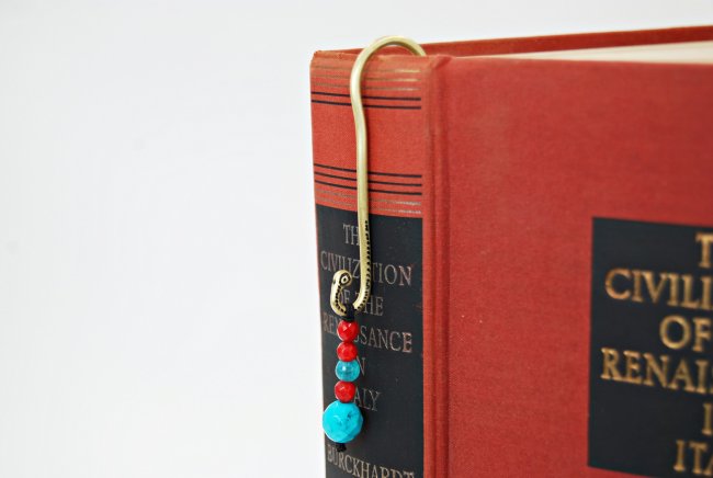 ΣΕΛΙΔΟΔΕΙΚΤΗΣ  <span>με χάντρες </span>